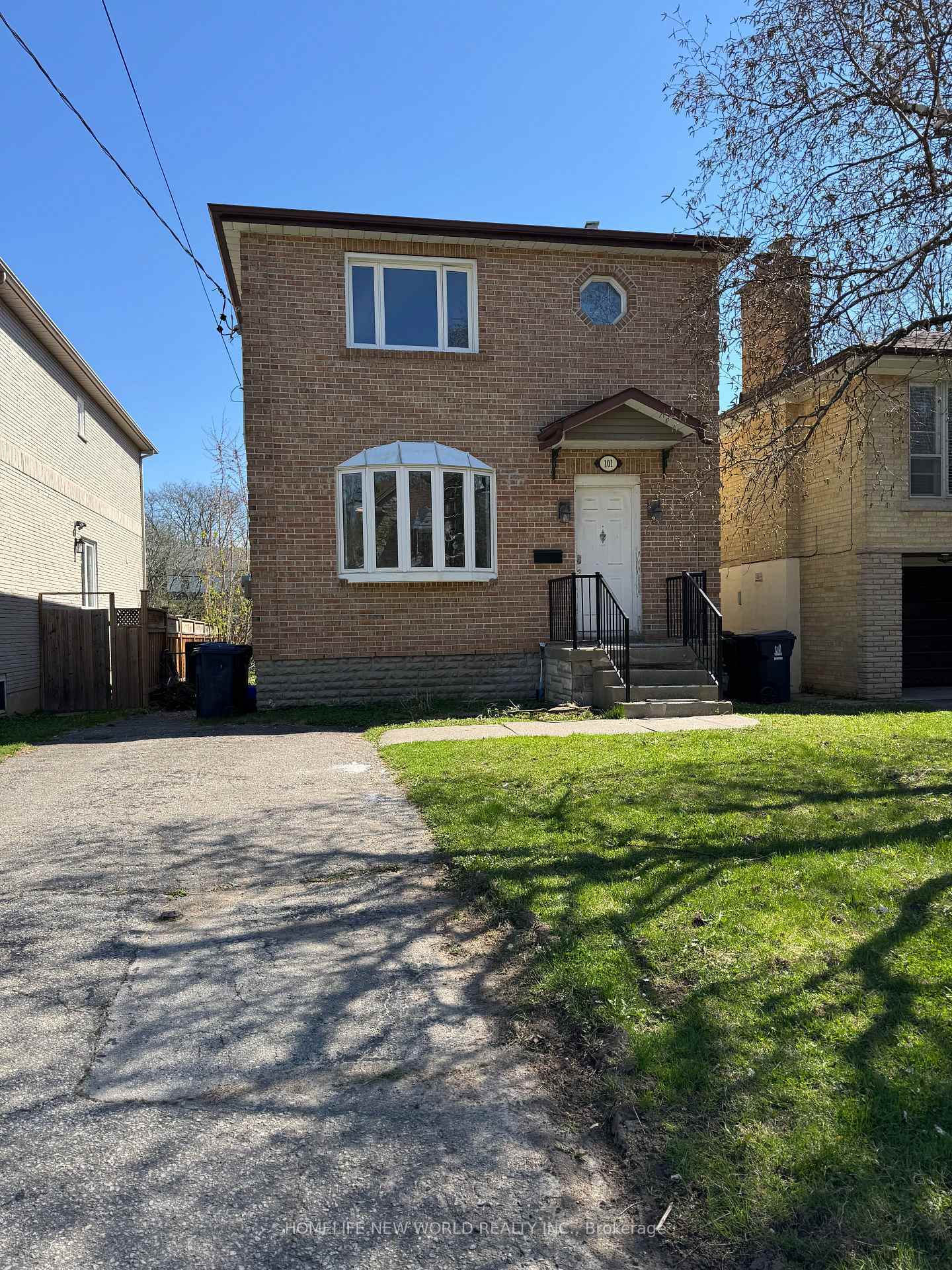 101 Parkview Avenue  Toronto ON M2N 3Y4 photo