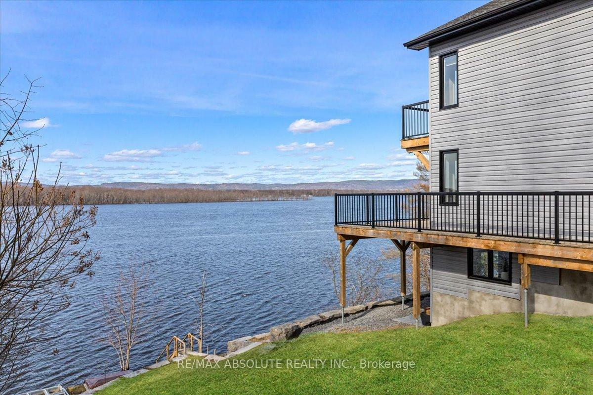 Photo de la propriété: 304 Riverwood Drive ON K0A 3M0