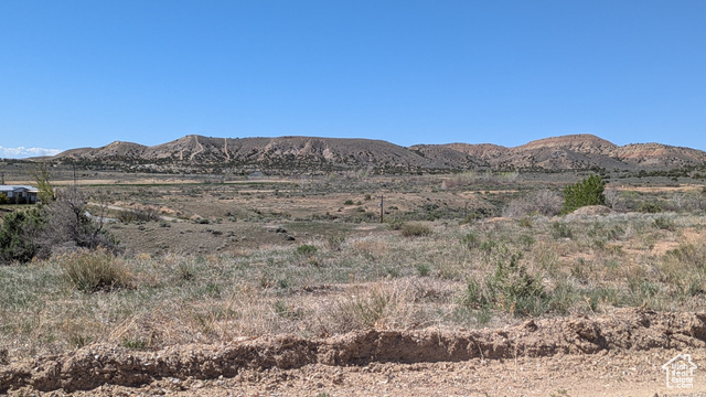 Property Photo: 1804 E Goose Ranch Rd UT 84078