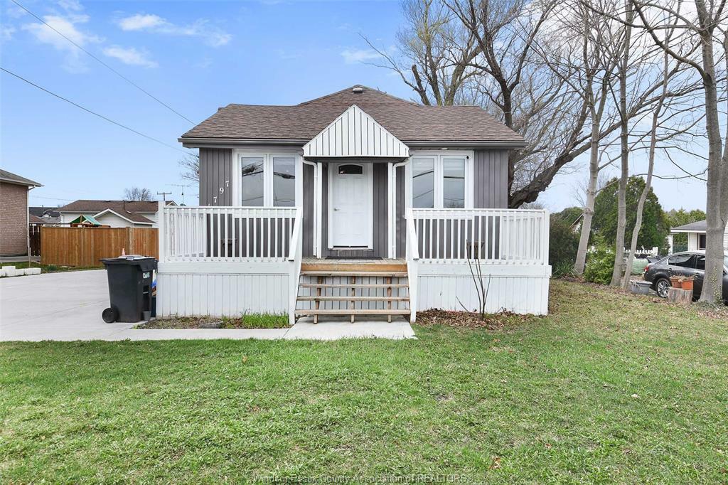 Property Photo: 1797 Lesperance Road ON N8N 1Y2