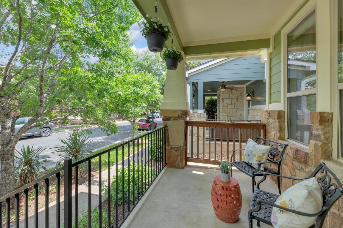 Property Photo: 4128 E Lawless Street TX 78723