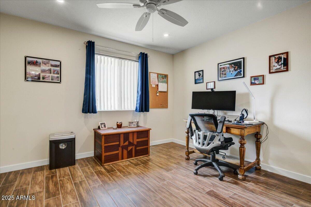 Property Photo: 2846 E Lupine Avenue AZ 85028