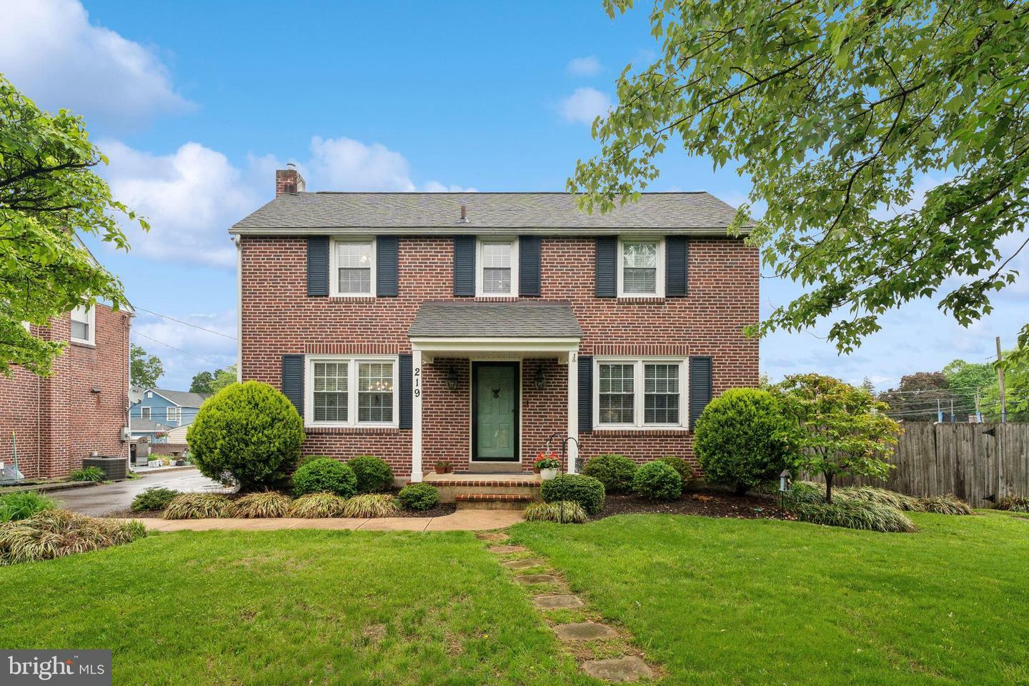 Property Photo: 219 Indian Rock Drive PA 19064