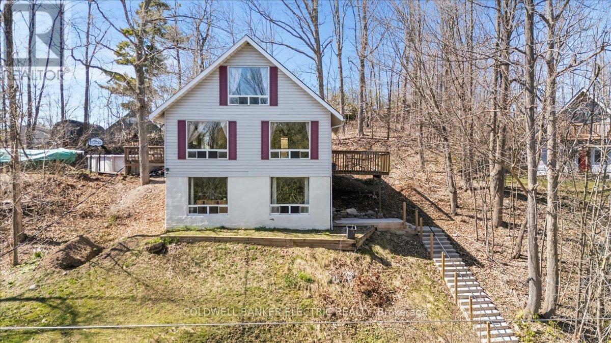 Property Photo: 38 Cliffside Drive ON K0L 1T0