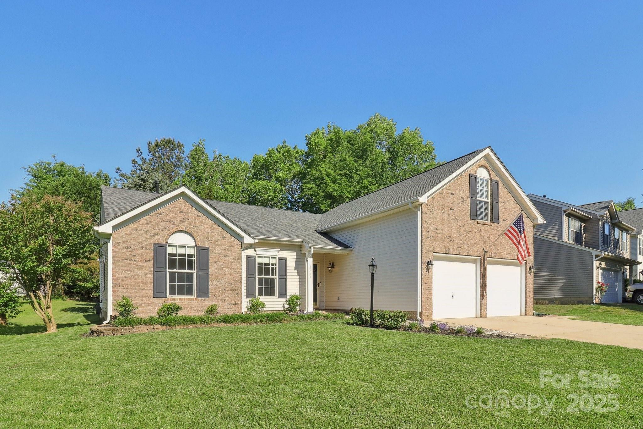 Property Photo: 6724 Long Nook Lane NC 28079