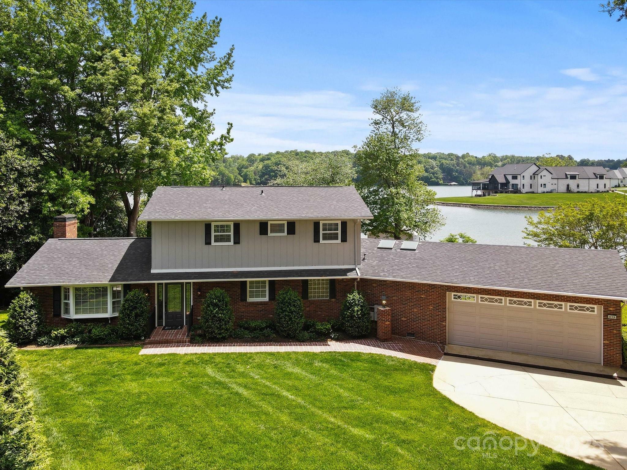 Property Photo: 273 Leeward Point Loop 14 NC 28681