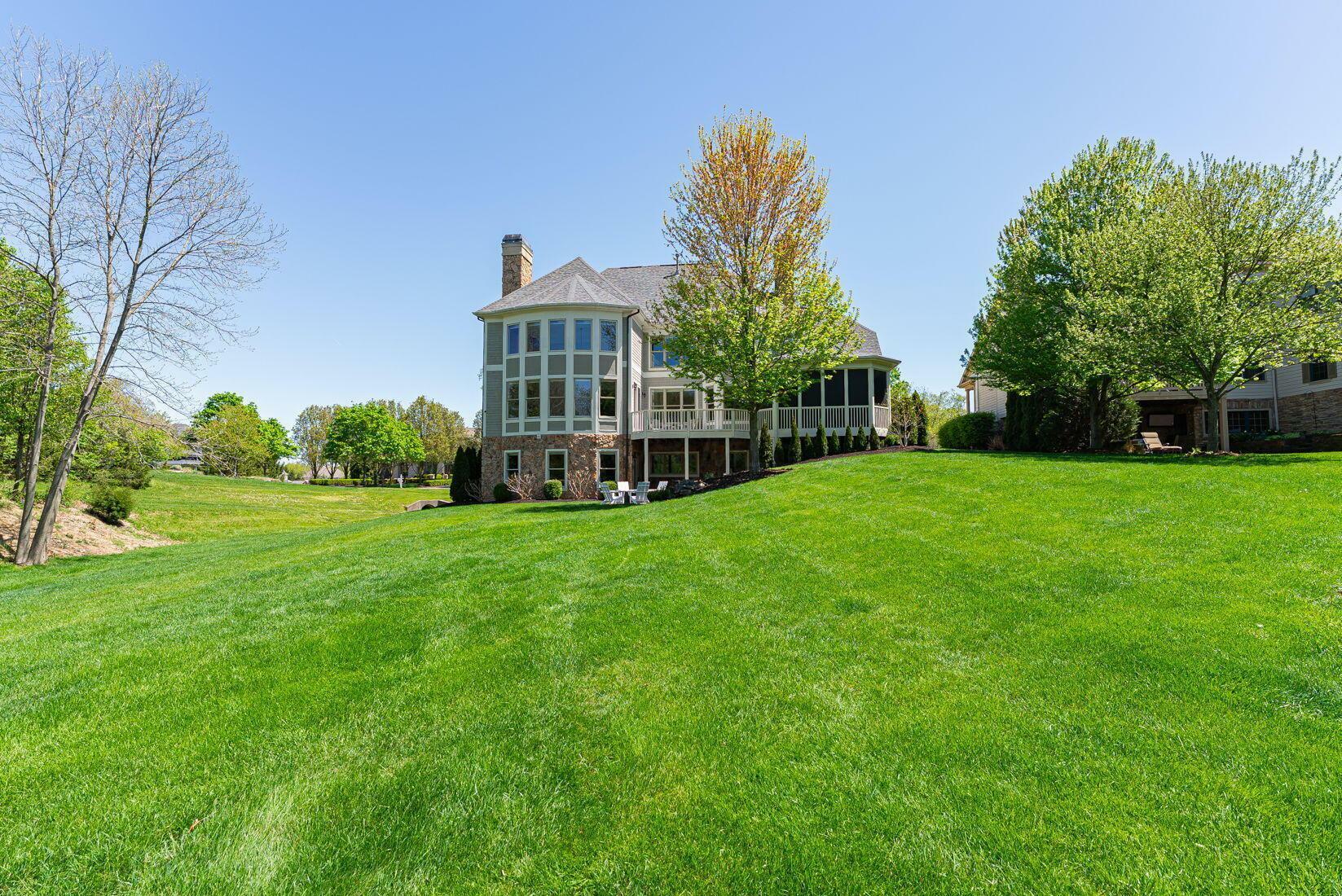 Property Photo: 9071 Tartan Fields Drive OH 43017