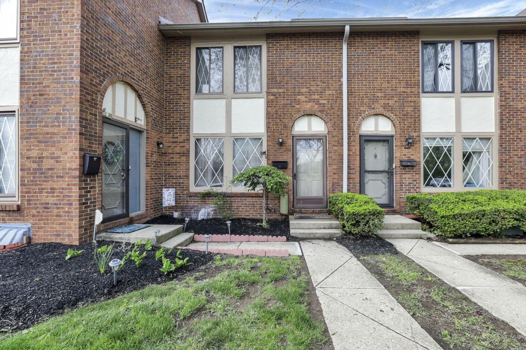 Property Photo: 3284 Valley S Lane OH 43231