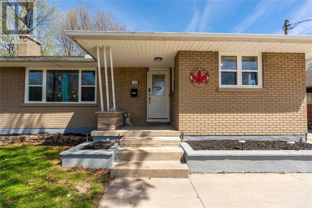 Property Photo: 165 Mayfair Drive ON N7S 1L3