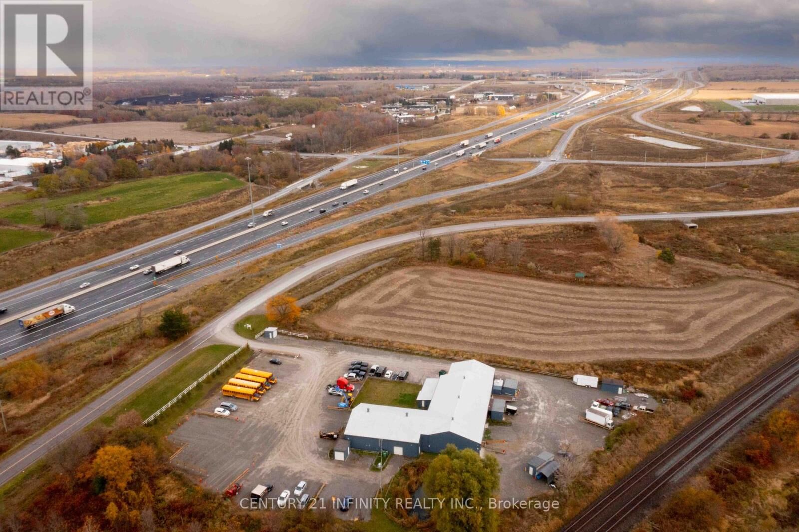 Photo de la propriété:  1701 Darlington Park Road C  ON L1E 2P7 