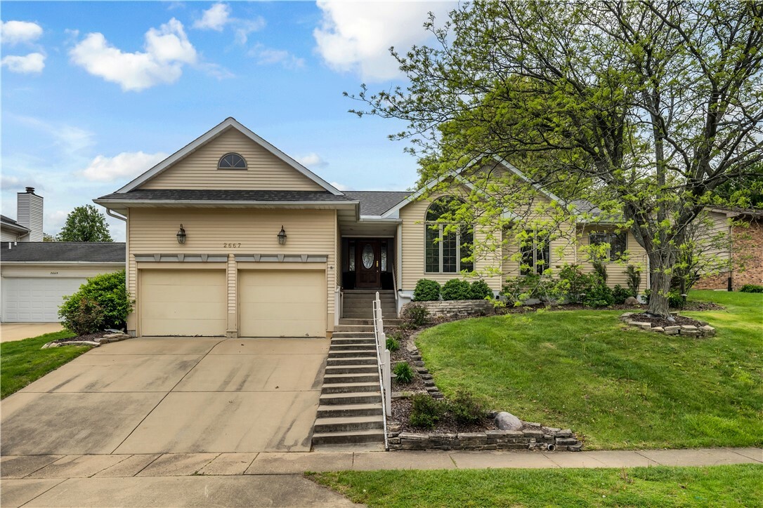2667 Forrest Green Drive  Decatur IL 62521 photo
