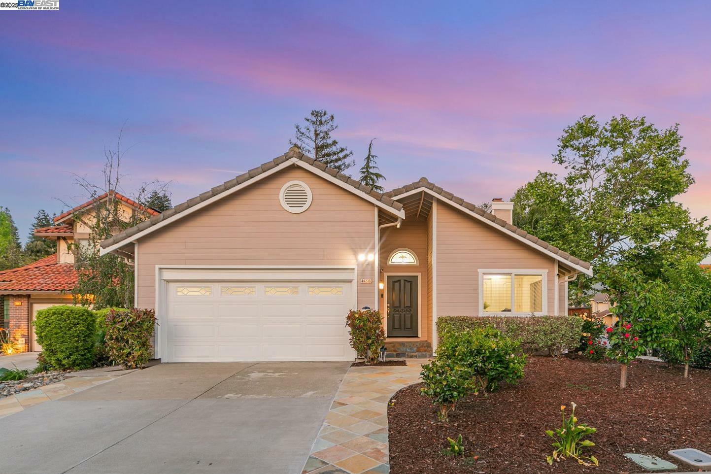 Property Photo: 44238 Topaz Ct CA 94539