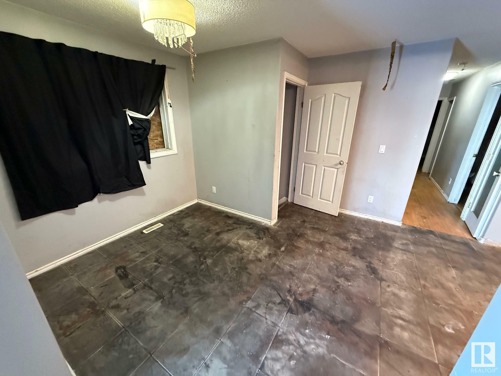 Property Photo: 4805 44 Avenue AB T4X 1G3