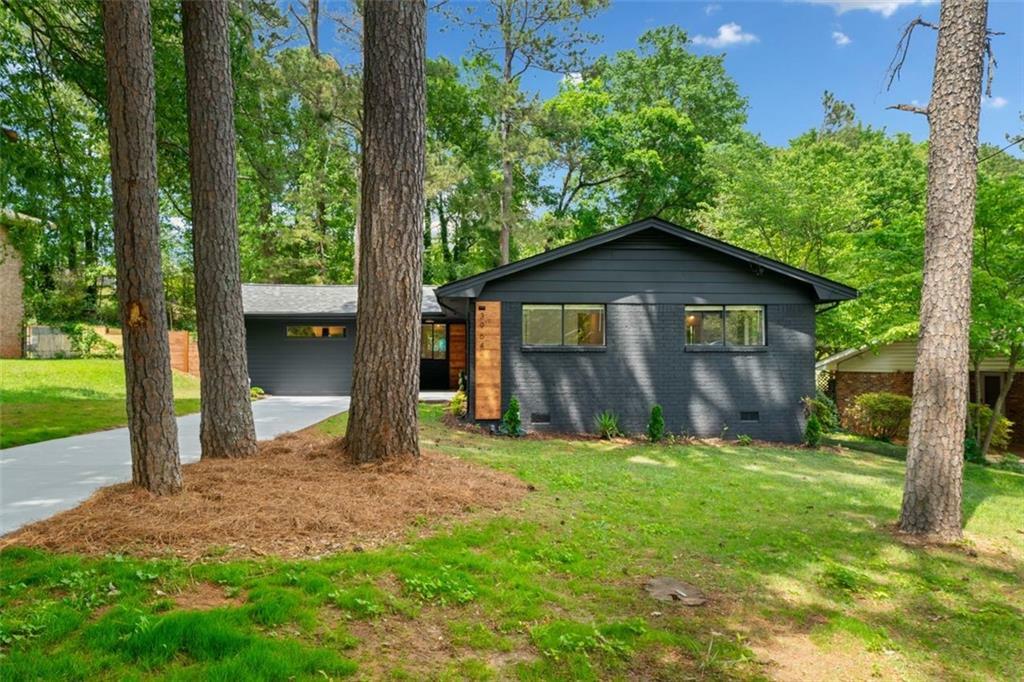 Property Photo: 3964 Gretna Green Drive GA 30035