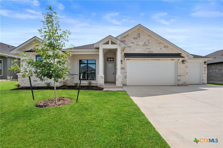 Property Photo:  5019 Fence Line Trail  TX 76559 