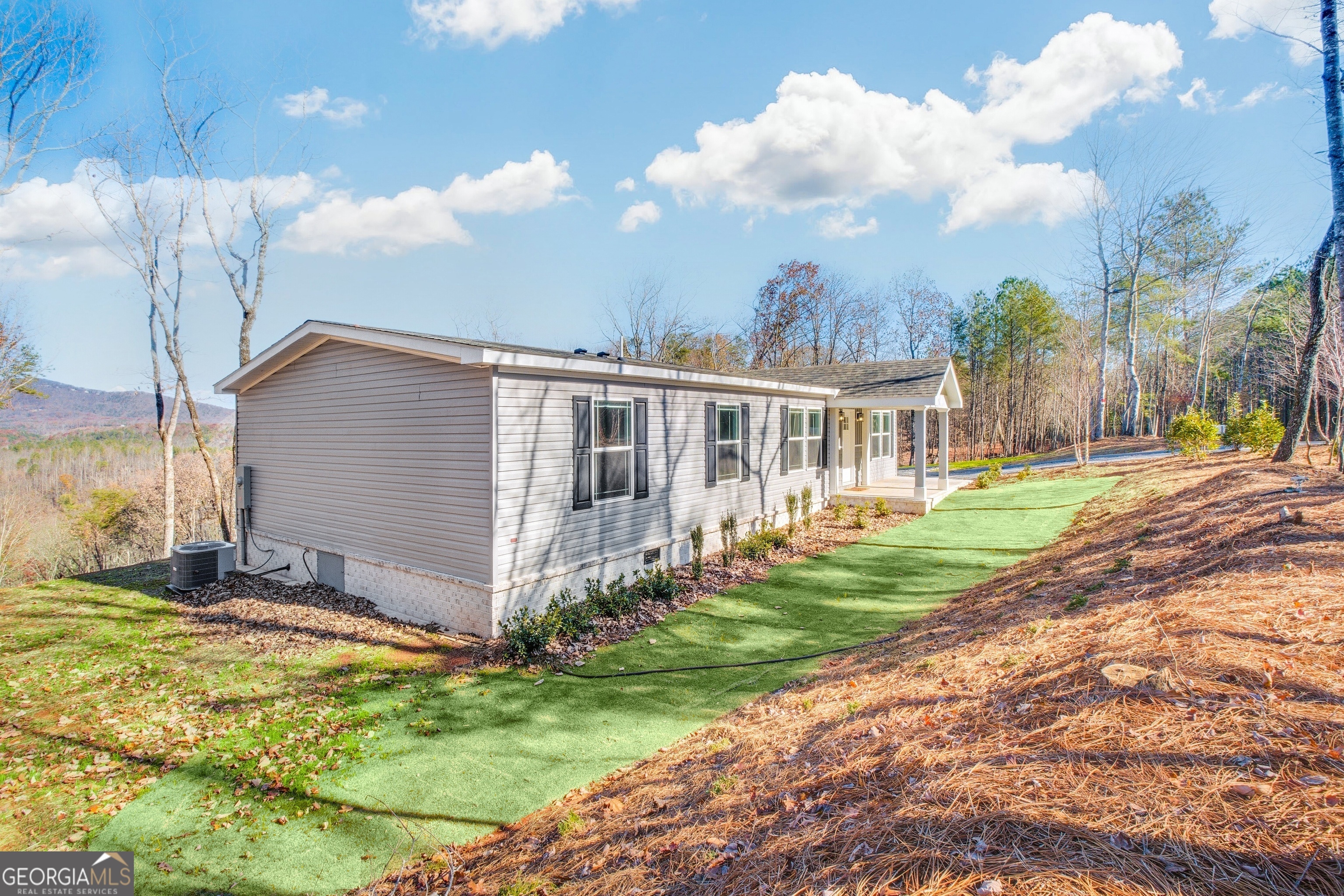 Property Photo: 350 Pea Ridge Road GA 30107