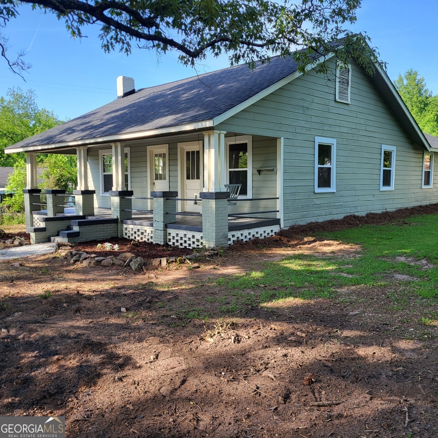 Property Photo: 208 Glass Road AL 36854