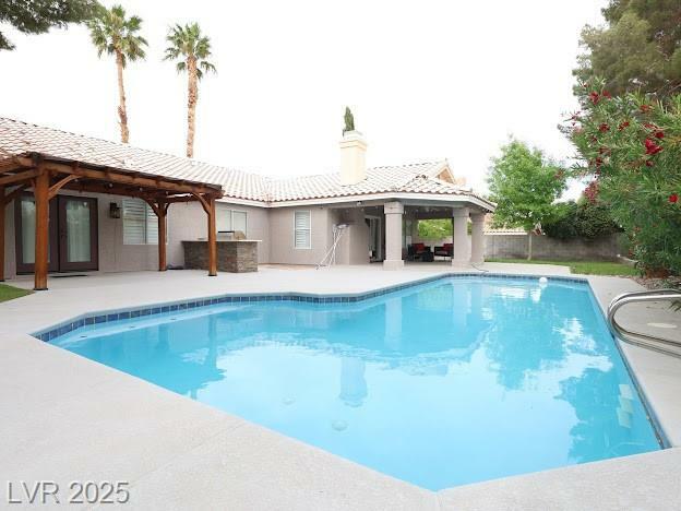Property Photo: 1003 Hollowbluff Avenue NV 89031