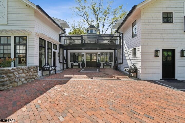 Property Photo:  91 Post Ln  NJ 07924 