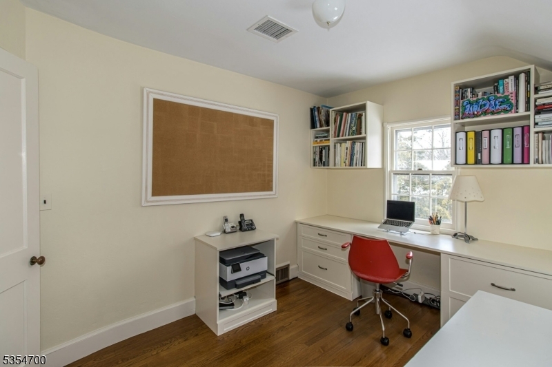 Property Photo: 970 Nepawin Ln NJ 07076