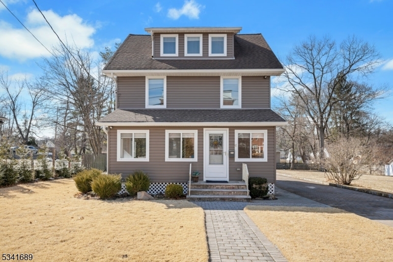 Property Photo:  47 N Livingston Ave  NJ 07039 