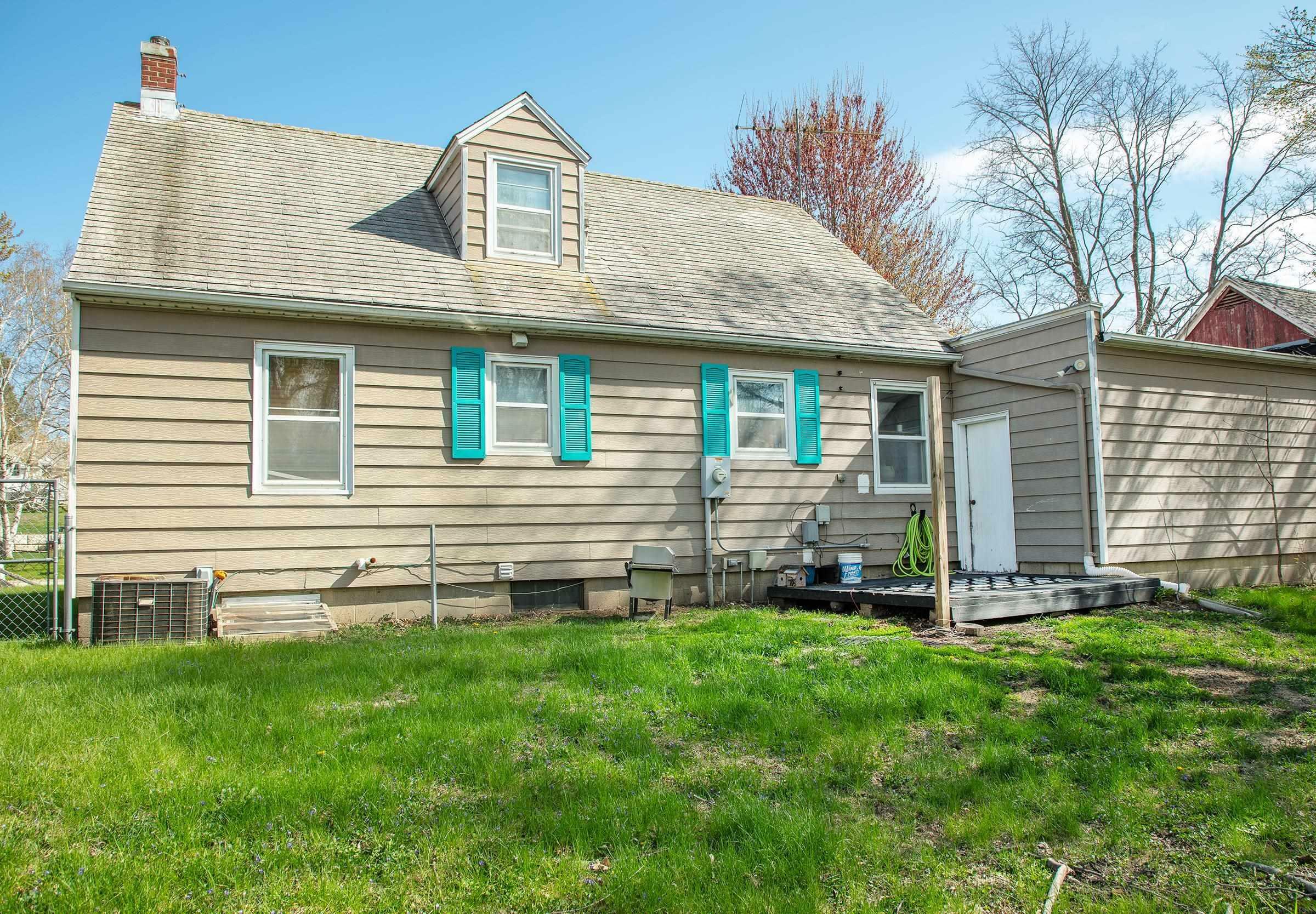 Property Photo: 120 SE 7th Ave IA 50677