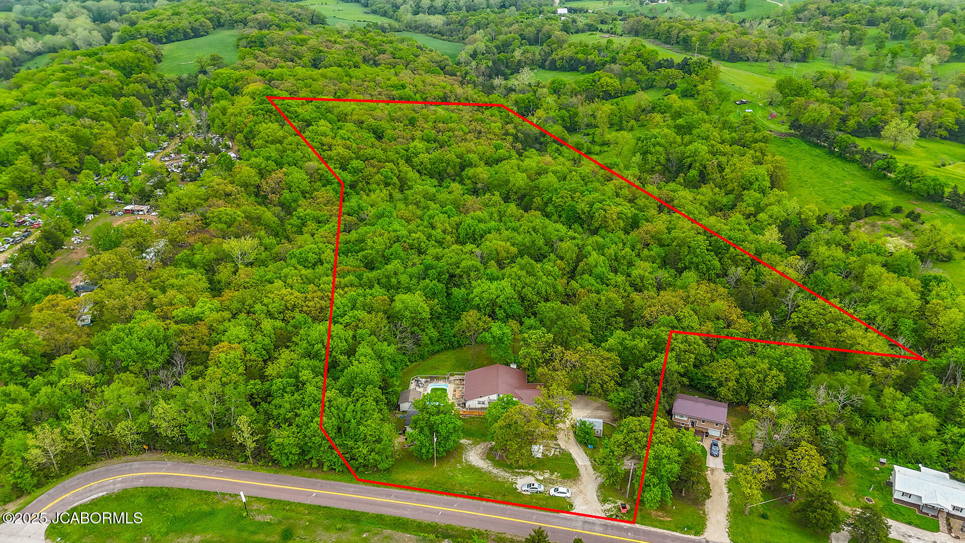 Property Photo: 7519 Stringtown Station Road MO 65053