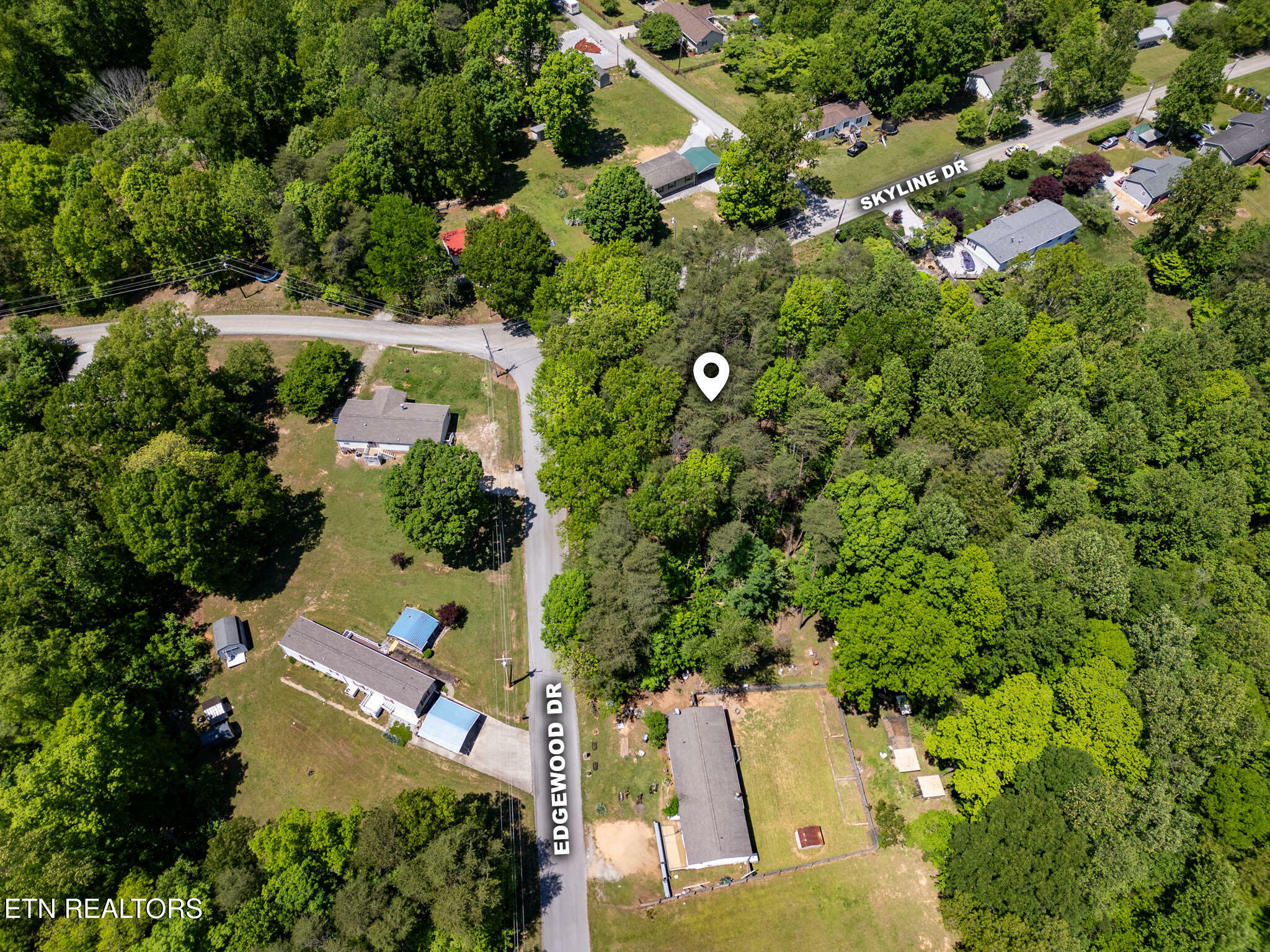 Property Photo: 103 Edgewood Drive TN 37748