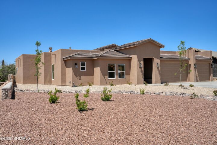 Property Photo:  4080 Santa Elena Place  NM 88005 