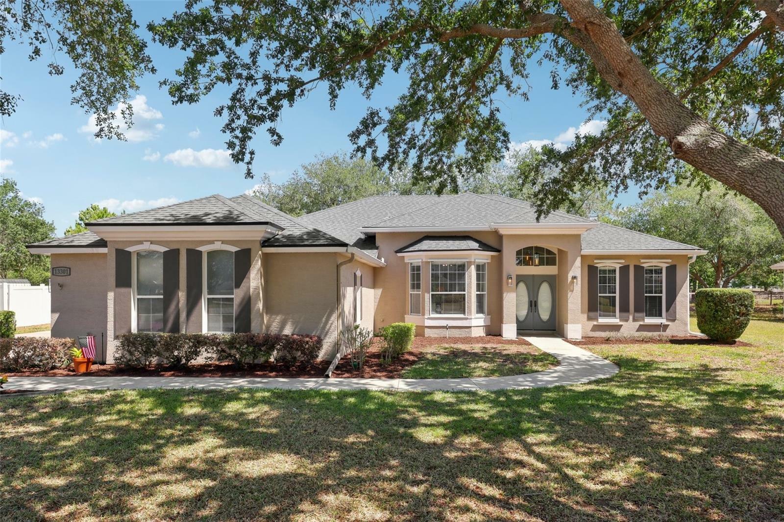 Property Photo: 13301 Biscayne Drive FL 32735