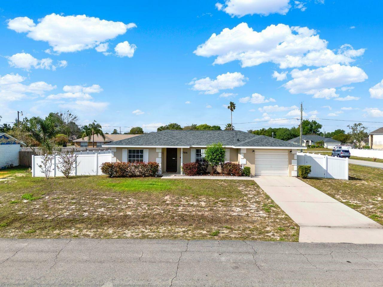 Property Photo: 2764 W Covington Drive FL 32738