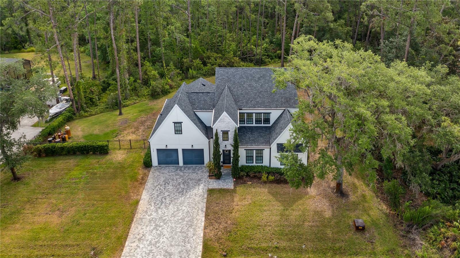 Property Photo: 9134 Mossy Oak Lane FL 34711