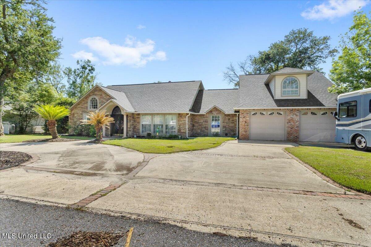 Property Photo: 6313 Hermosa Drive MS 39564