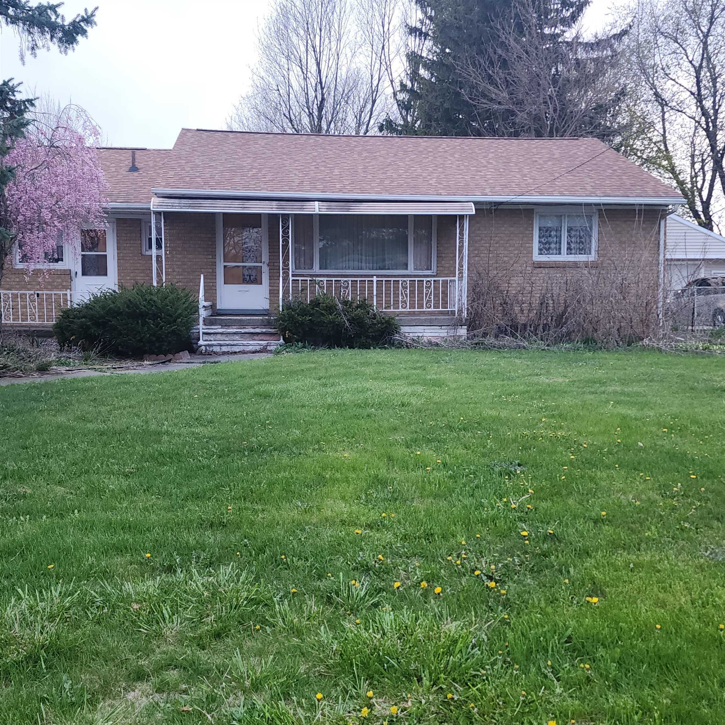 Property Photo: 2804 S Monroe Street MI 48708