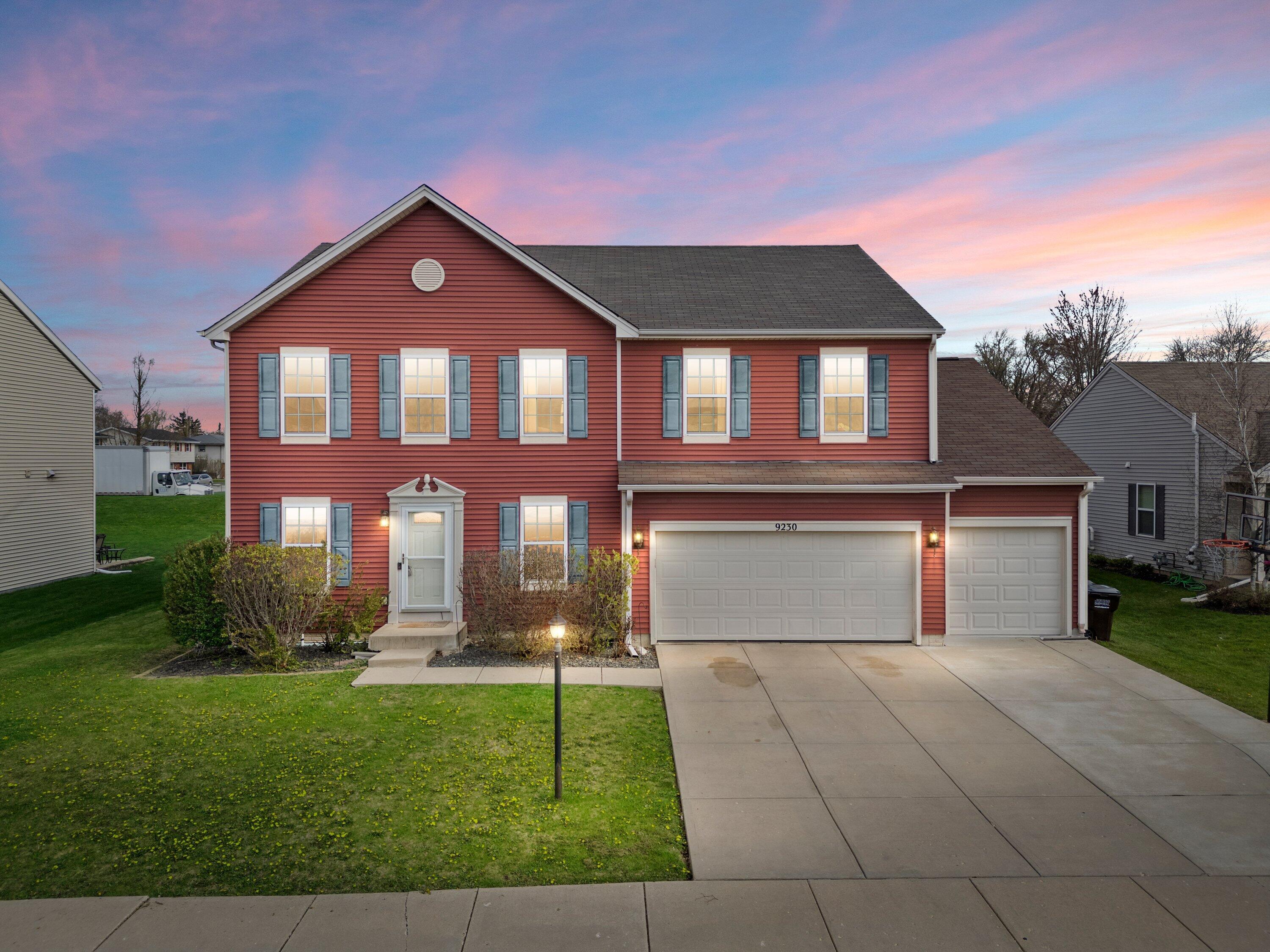 Property Photo: 9230 Angelica Dr WI 53177