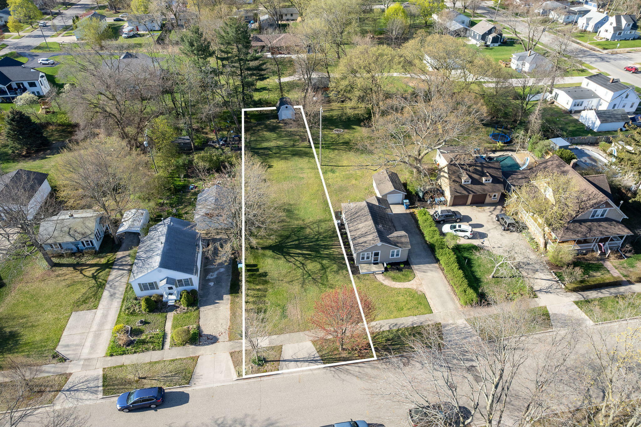 Property Photo: 1328 Woodlawn Avenue MI 49417