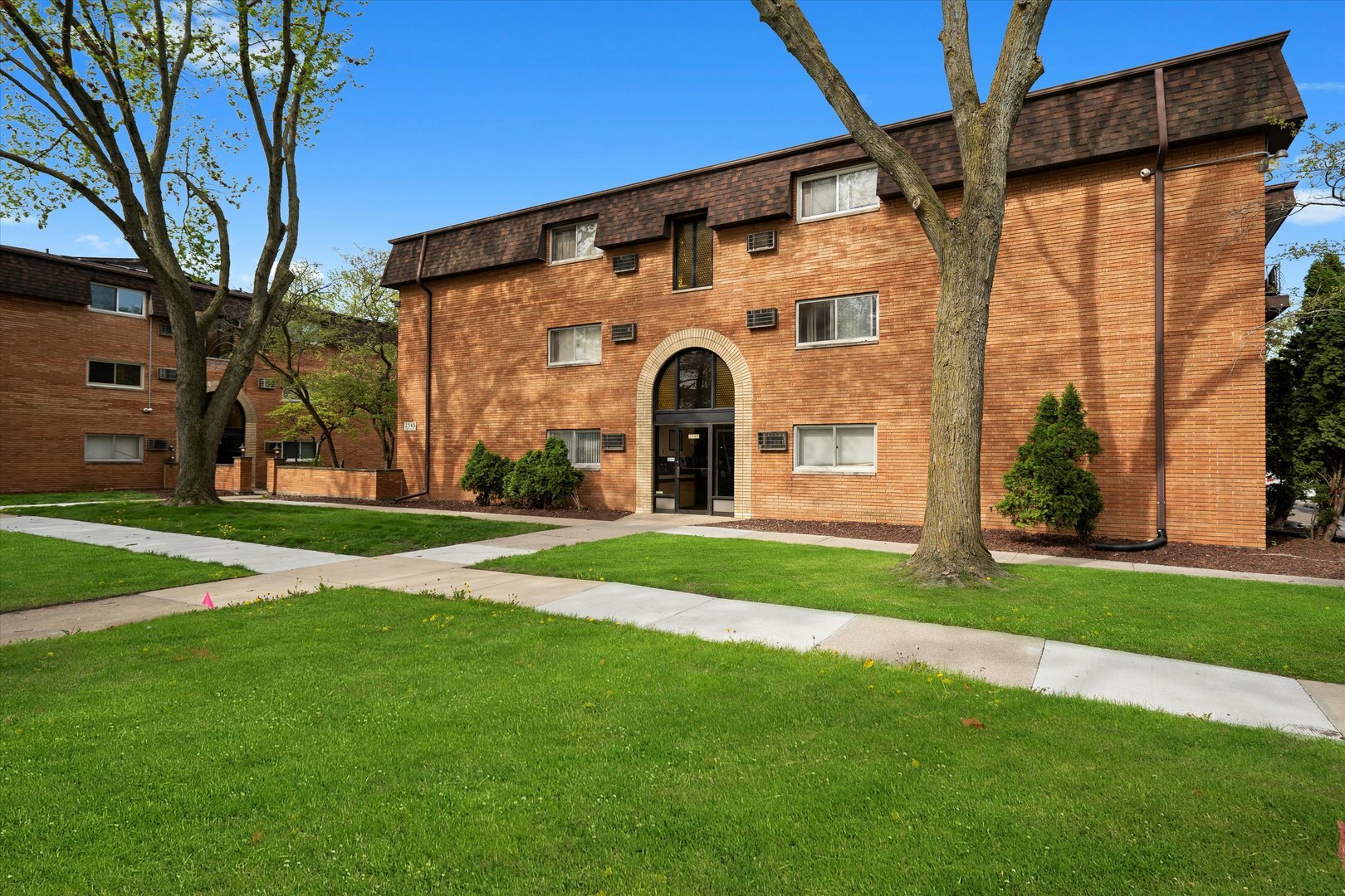 Property Photo: 2345 185th Court 1 IL 60438