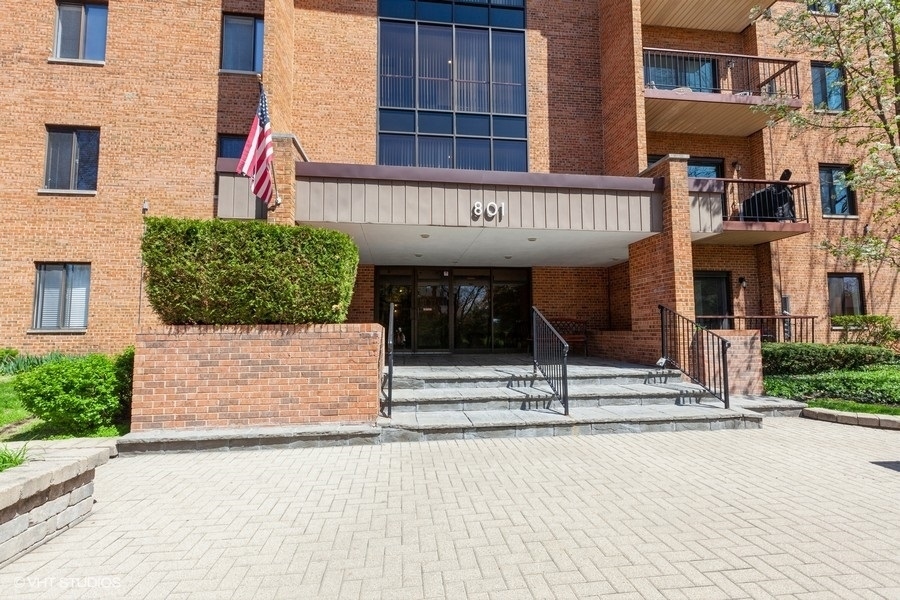 Property Photo: 801 79th Street 307 IL 60561