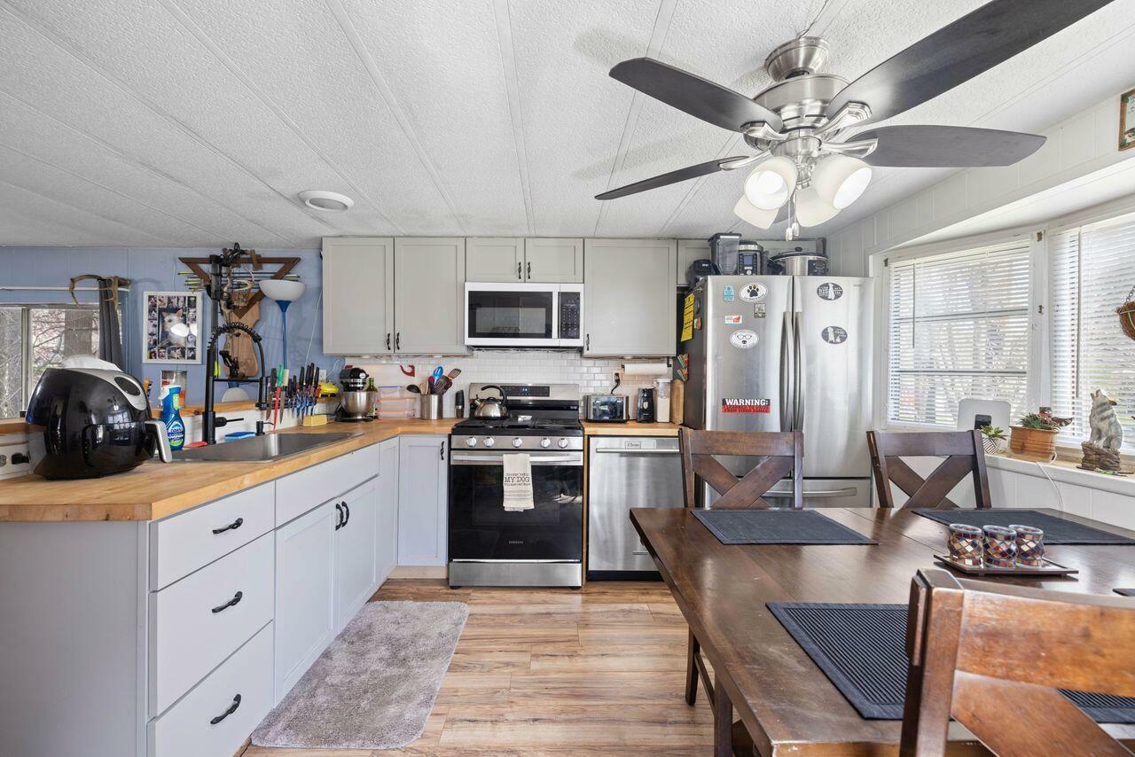 Property Photo: 20 Heritage Drive ME 03903