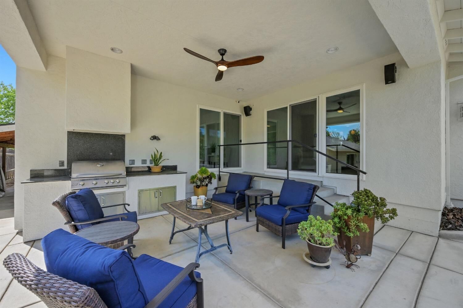 Property Photo: 7600 Red Bud Road CA 95746