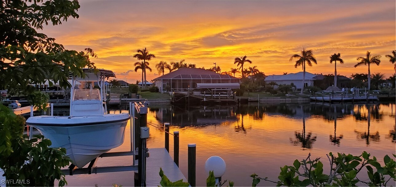Property Photo: 4320 SW 26th Avenue FL 33914