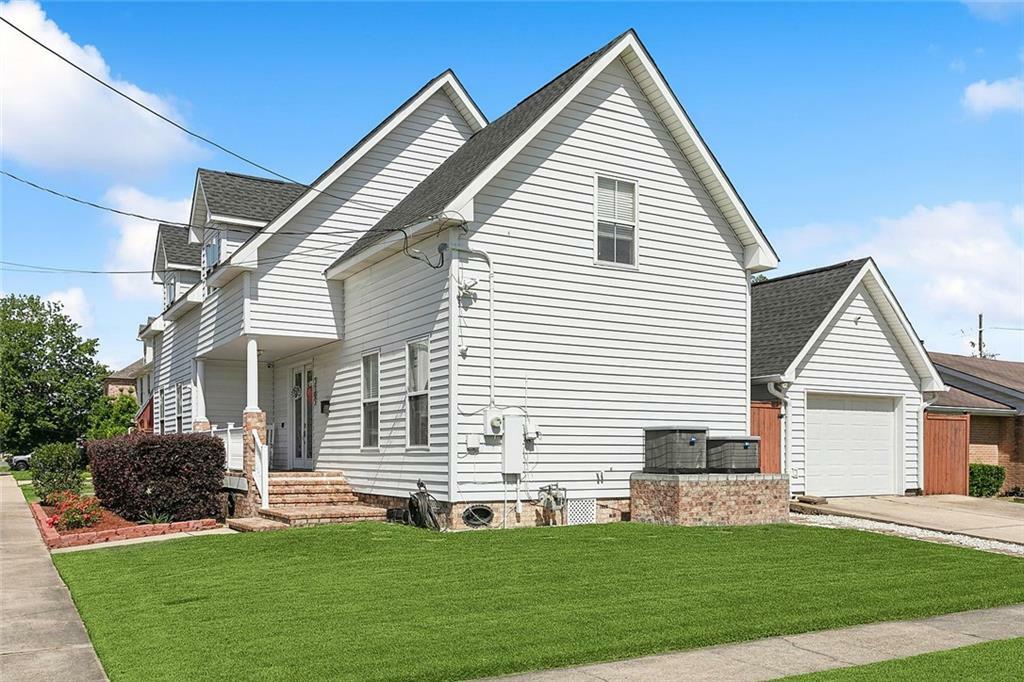 Property Photo: 3105 39th Street LA 70001