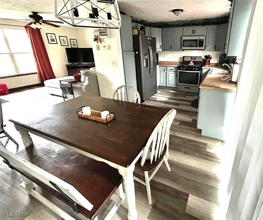 Property Photo: 4195 Watkins Road OH 44203