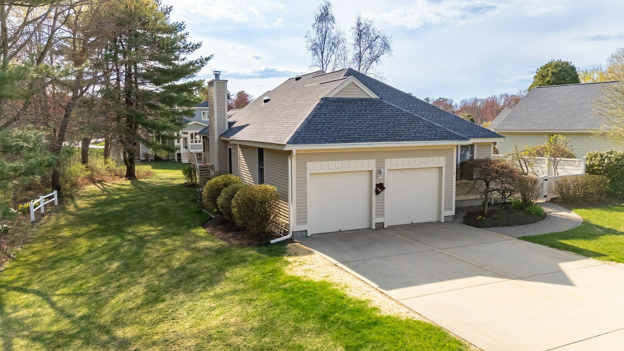 Property Photo: 3 Augusta National NH 03110