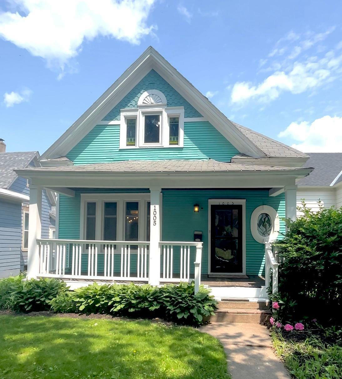 Property Photo: 1005 McLean Avenue MN 55106