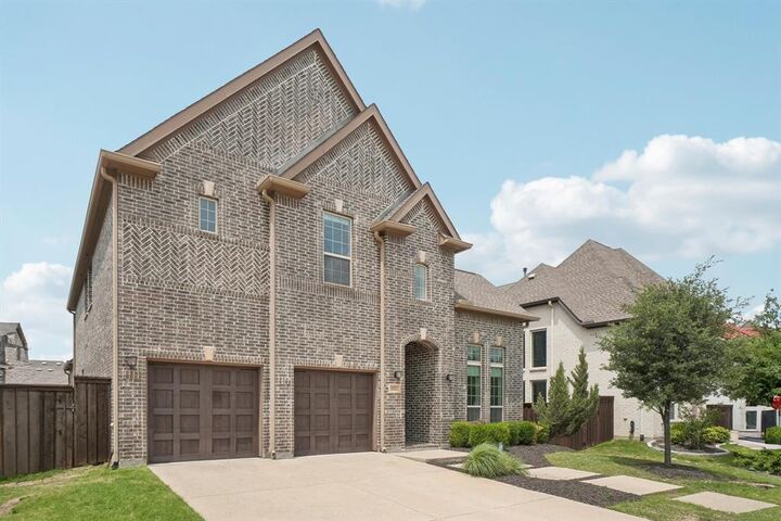 Property Photo: 6625 Titus Lane TX 75036