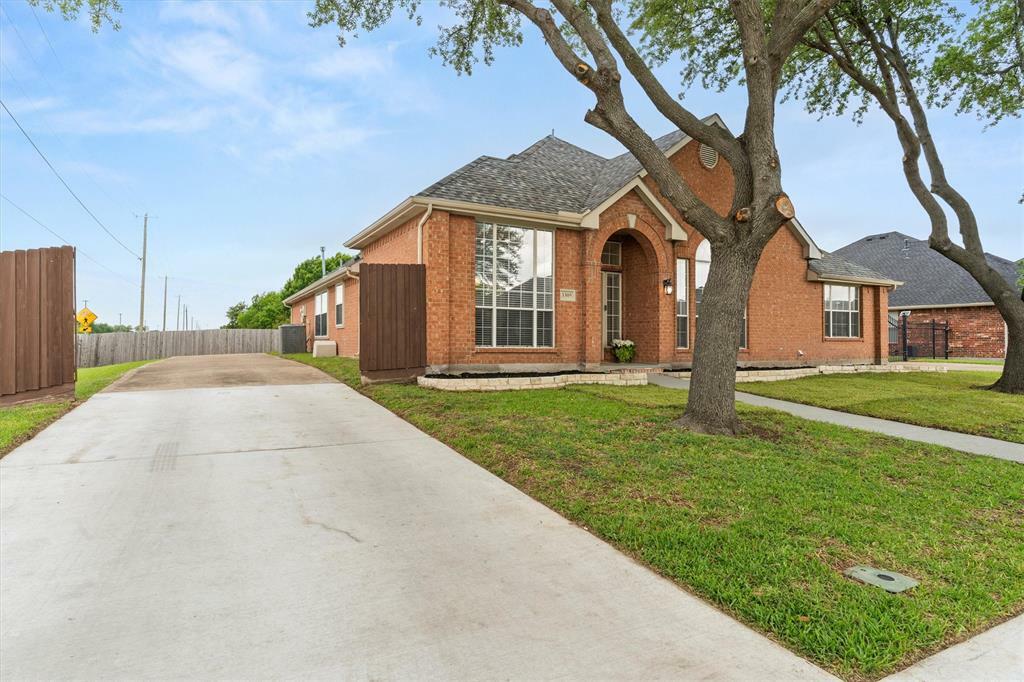 Property Photo: 3305 Lake Highlands Drive TX 75088