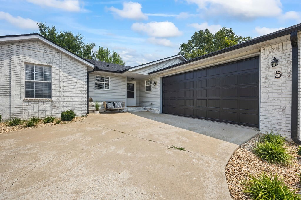 Property Photo: 5 Pintell Street AR 72712
