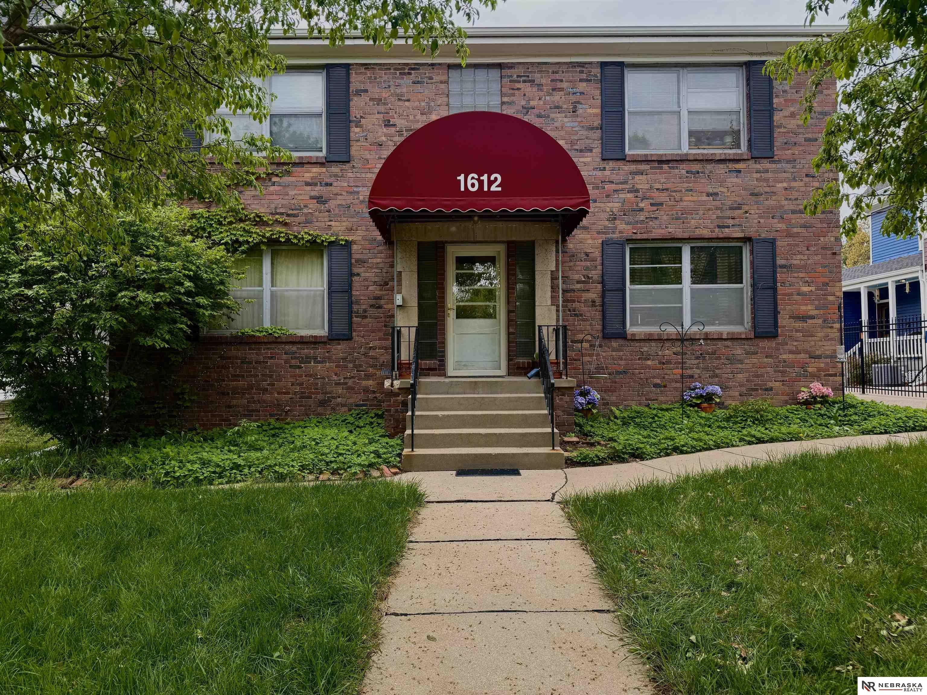 1612 S 32nd Avenue  Omaha NE 68105 photo
