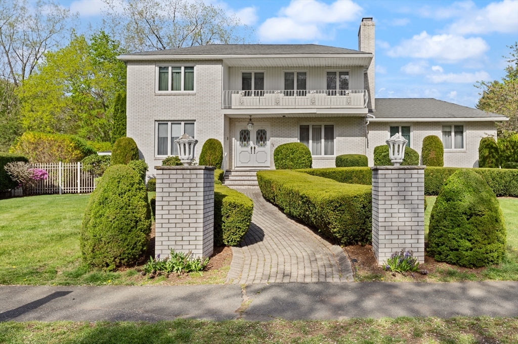 34 Coolidge Rd  Winchester MA 01890 photo